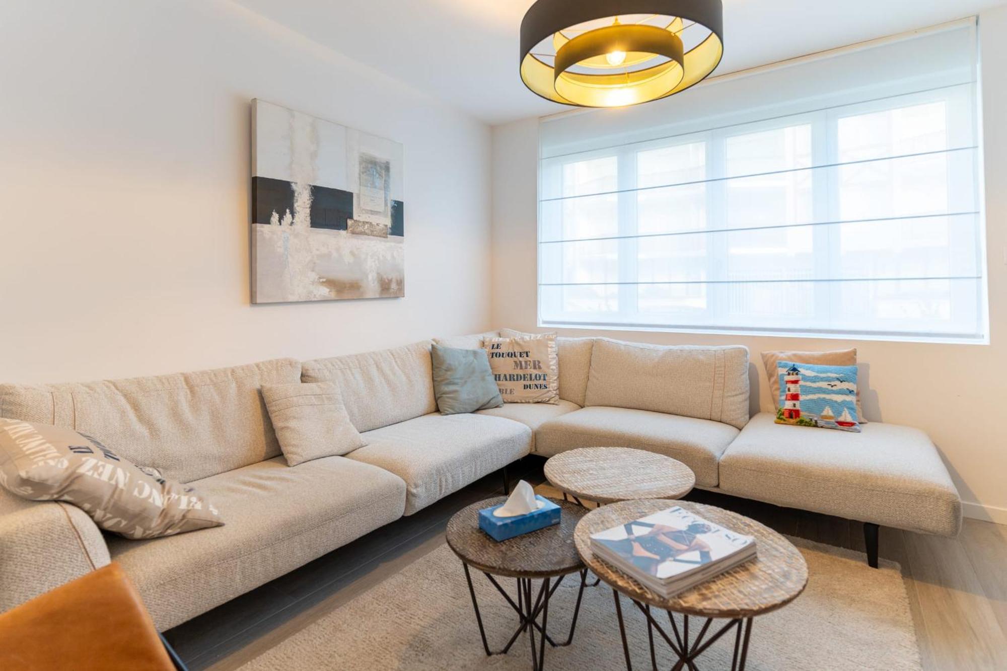 Vakantiehuis Superb Fully Renovated Semi-detached House For 6 People *
